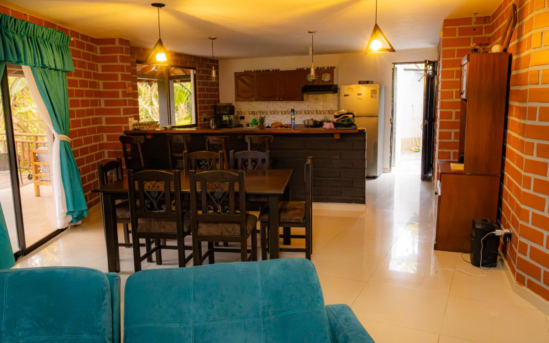 Luxury Estate in Villa Suiza, El Peñol–Guatapé | 2,646 m² Waterfront Property
