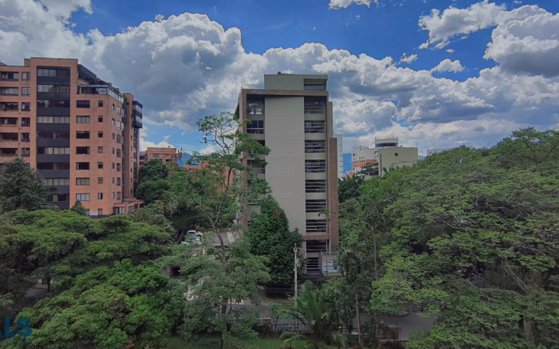 Apartamento en Medellín en La Tomatera