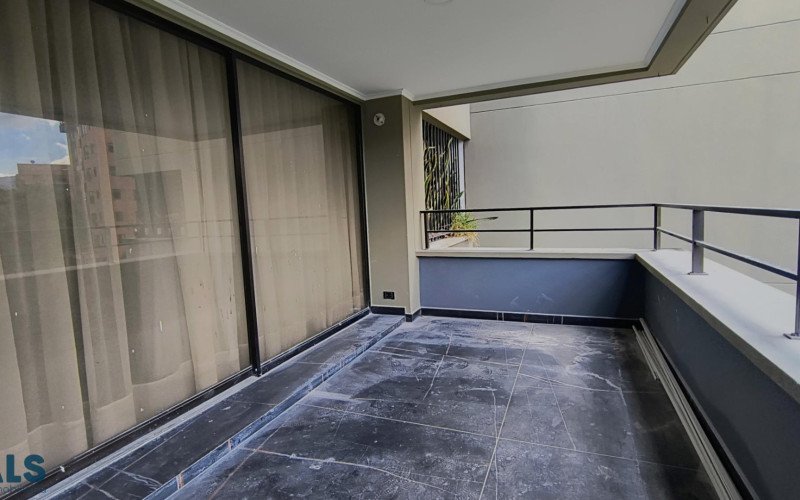 Apartamento en Medellín en La Tomatera