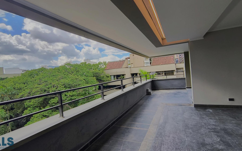 Apartamento en Medellín en La Tomatera