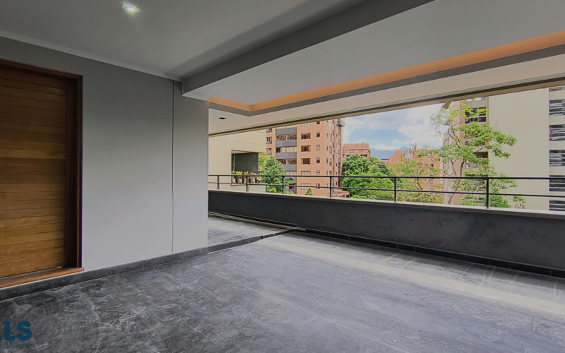 Apartamento en Medellín en La Tomatera