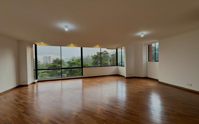 Apartamento en Medellín en El Diamante Nº 2