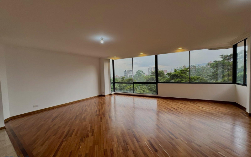 Apartamento en Medellín en El Diamante Nº 2