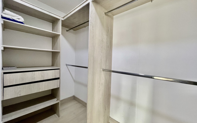 Apartment for Sale in Sabaneta, Las Lomitas Sector