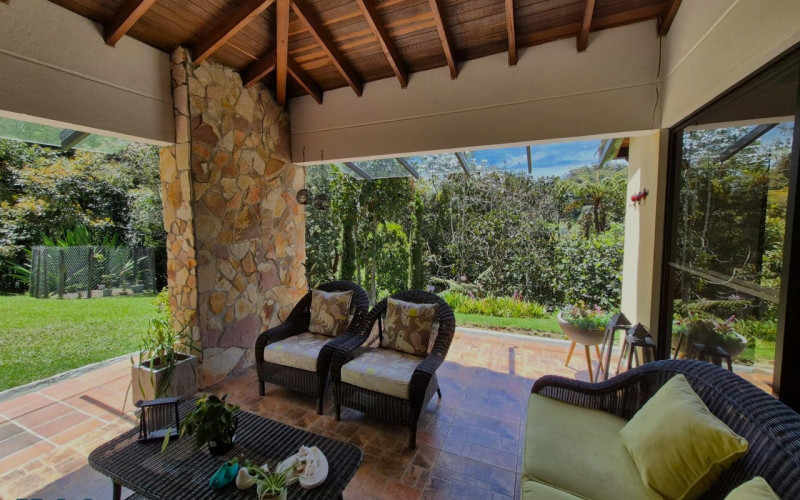 Casa en Envigado en Alto del escobero (Envigado)