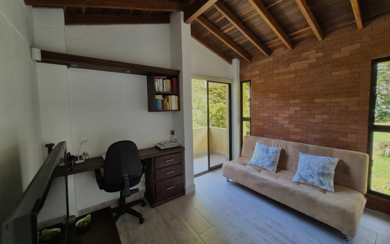 Casa en Envigado en Alto del escobero (Envigado)