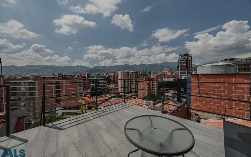 Apartamento en Medellín en Conquistadores