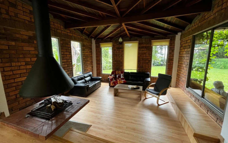 Monte Azul Country House – Luxury, Nature & Spacious Living in La Doctora, Sabaneta