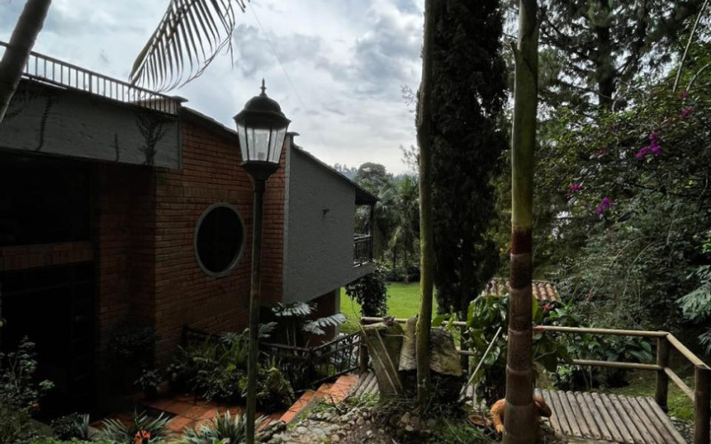 Monte Azul Country House – Luxury, Nature & Spacious Living in La Doctora, Sabaneta