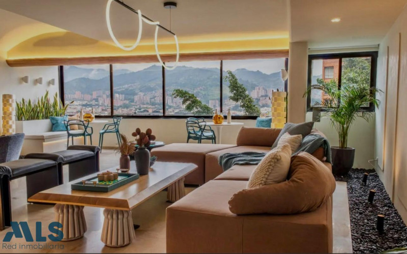 Apartamento en Medellín en Milla de oro
