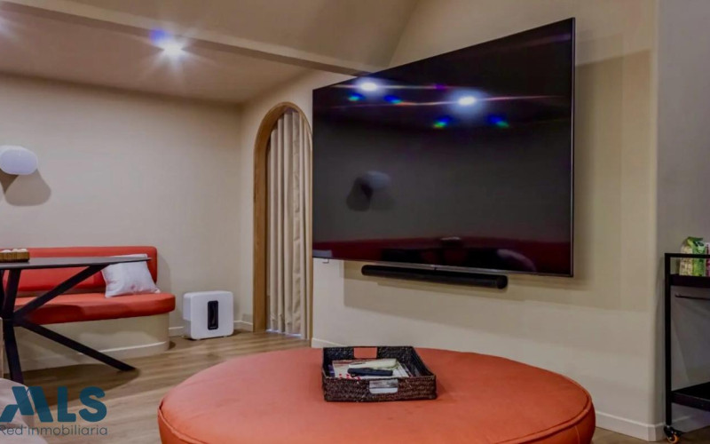 Apartamento en Medellín en Milla de oro