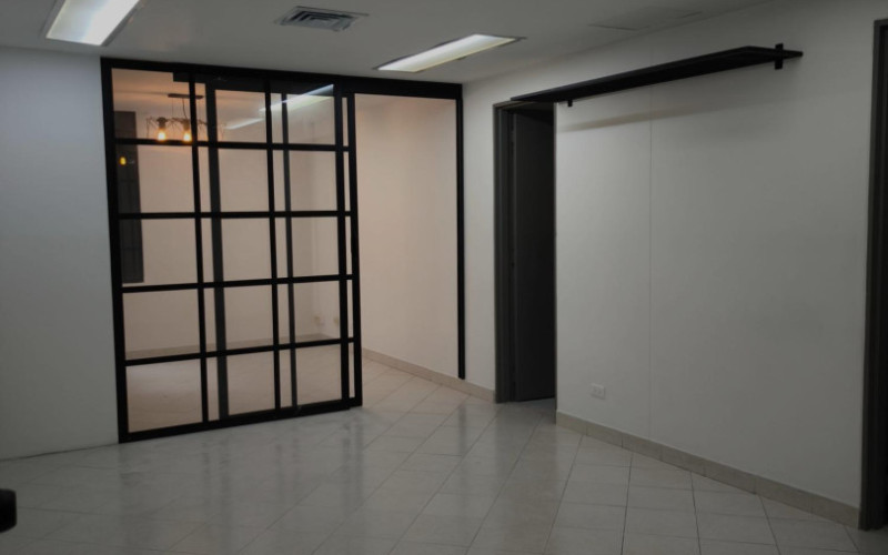 Oficina en Medellín en El Poblado