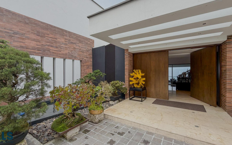 Casa en Medellín en Las Palmas