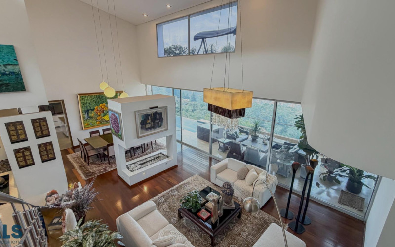 Casa en Medellín en Las Palmas