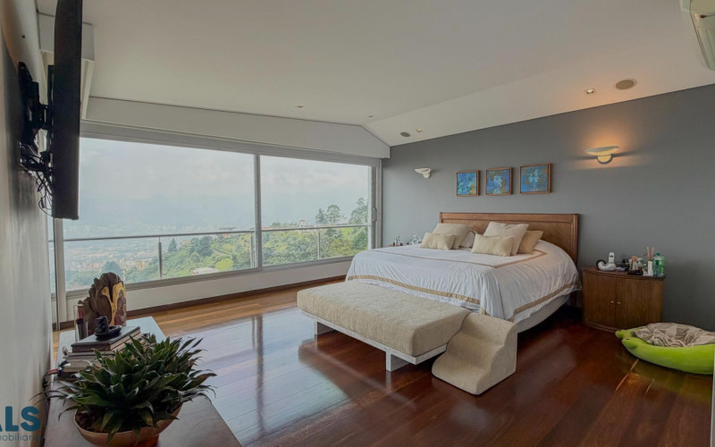 Casa en Medellín en Las Palmas