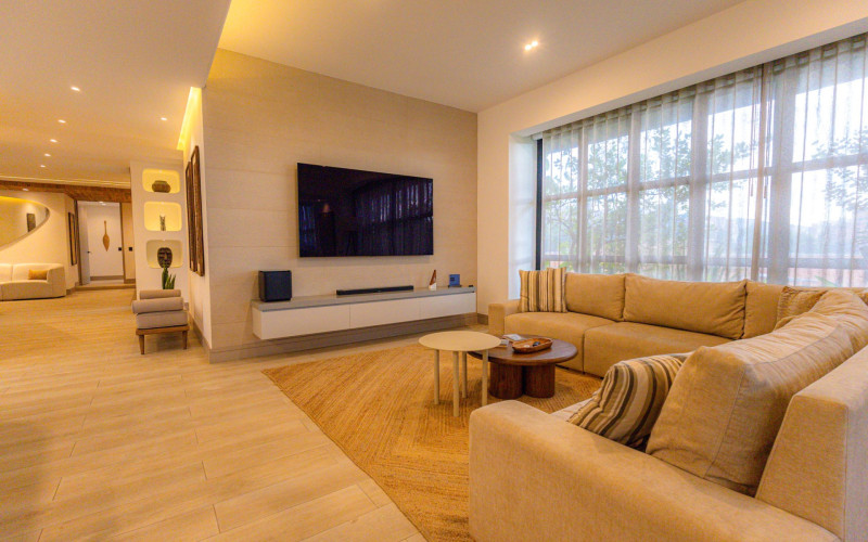 Exclusive Provenza Apartament| 314m² | Private Elevator Access, Luxury Finishes & Exceptional Views