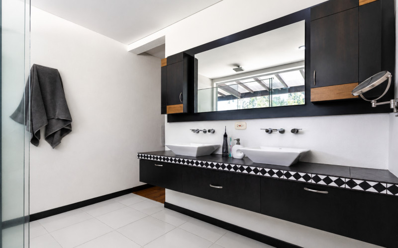 Contemporary Luxury Estate on 6,400 m² Near Llanogrande & Medellín Airport