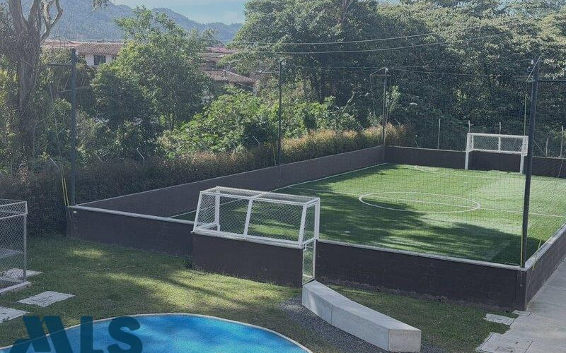 Casa en La Ceja en La Floresta