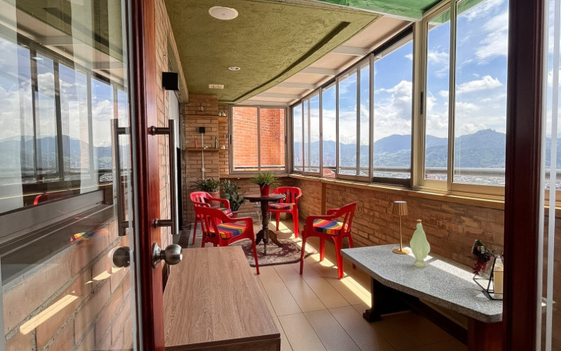 Modern Apartment for Sale in Sabaneta, Aves María | Medellin City View & Island Kitchen