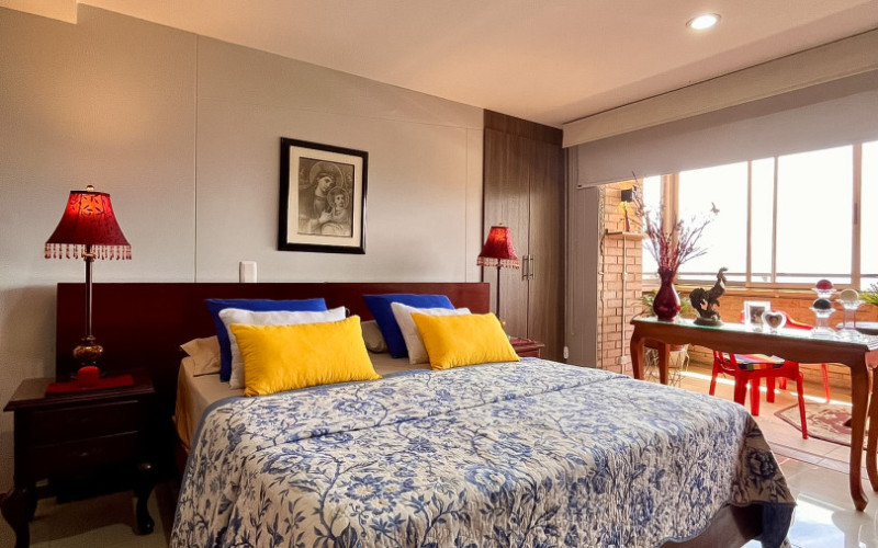 Modern Apartment for Sale in Sabaneta, Aves María | Medellin City View & Island Kitchen