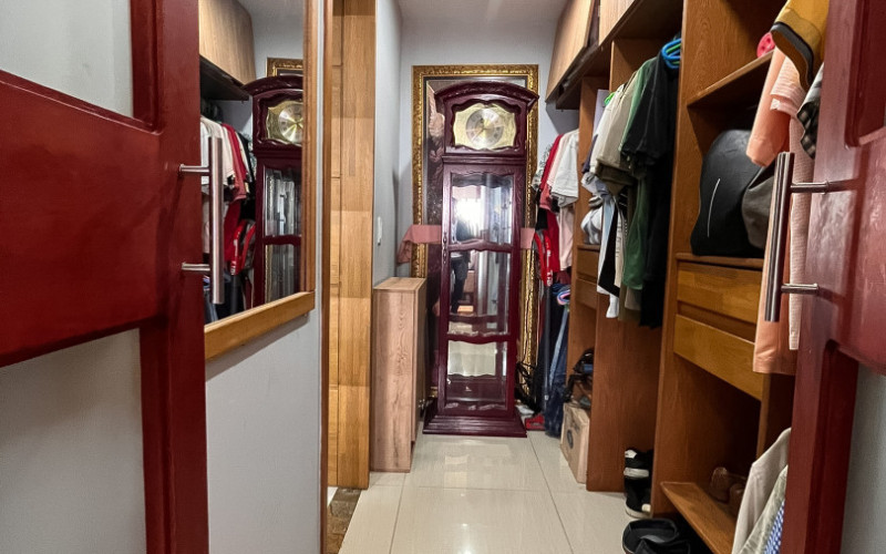 Modern Apartment for Sale in Sabaneta, Aves María | Medellin City View & Island Kitchen