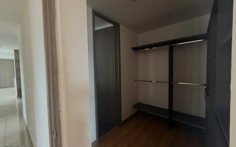 Apartamento en Medellín en Ciudad del Rio