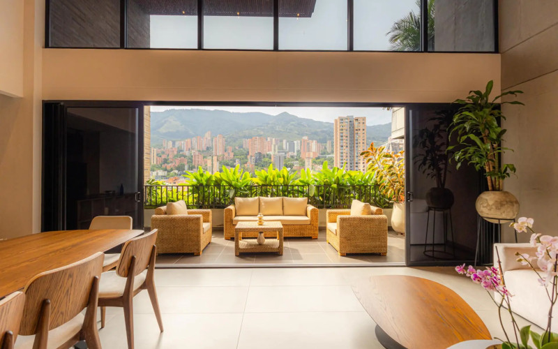 Rare Resale Opportunity | Morph  | Luxury Residence with Panoramic Views