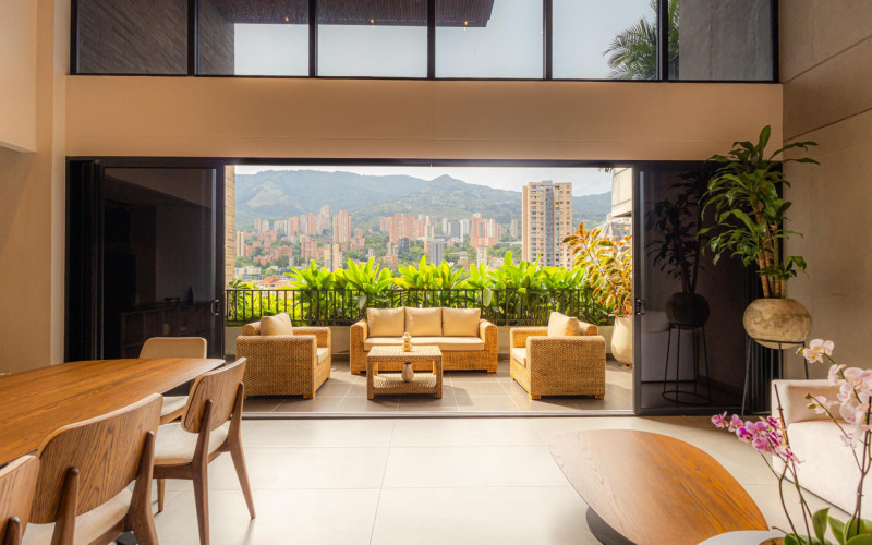 Rare Resale Opportunity | Morph  | Luxury Residence with Panoramic Views