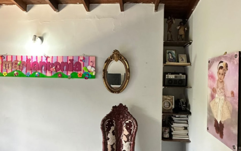 3-Bed Apartment with High Wooden Ceilings in Los Colores, Medellín