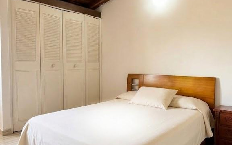 3-Bed Apartment with High Wooden Ceilings in Los Colores, Medellín