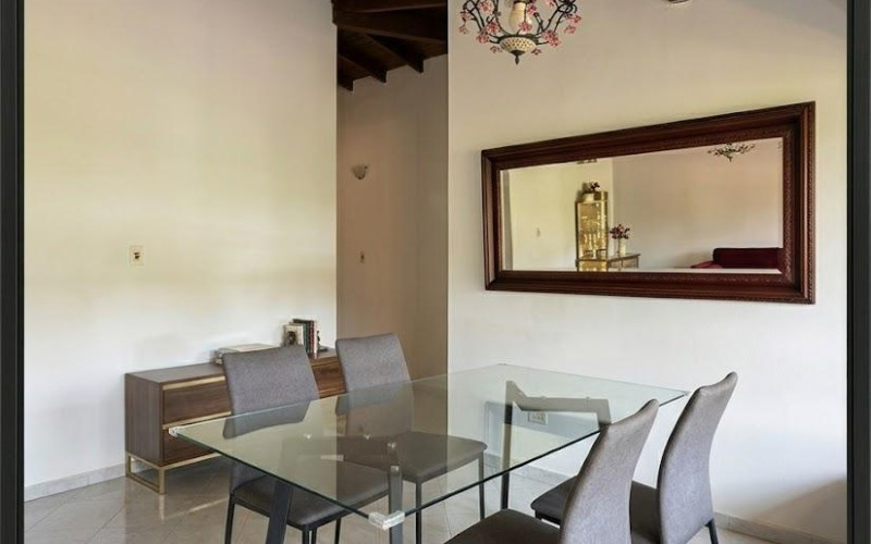 3-Bed Apartment with High Wooden Ceilings in Los Colores, Medellín