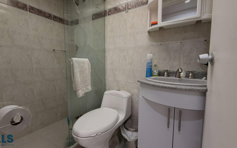 Apartamento en Medellín en Los Colores