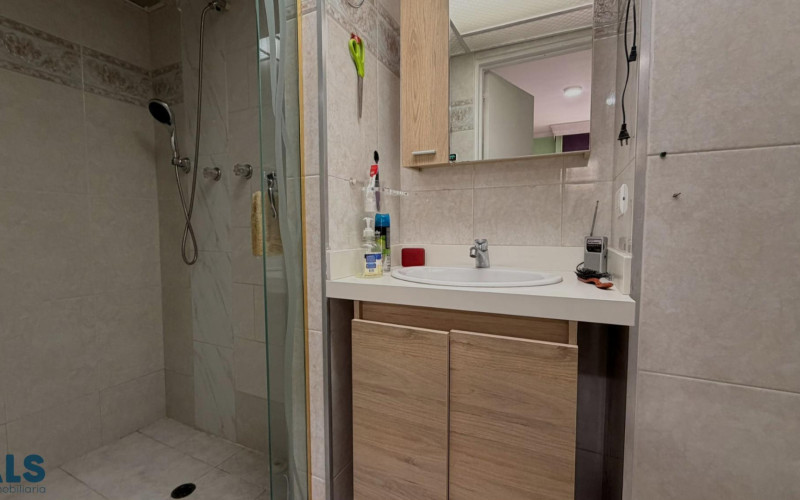 Apartamento en Medellín en Los Colores