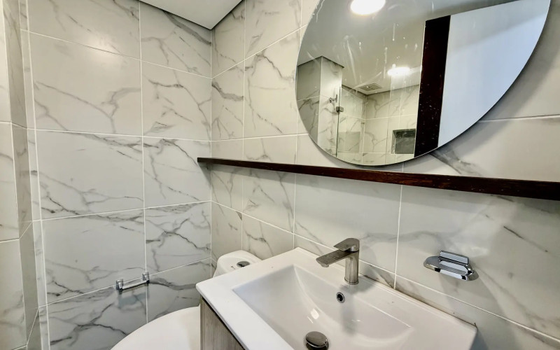Apartment for Sale in Las Lomas, El Poblado | 143 sqm, 3 Bedrooms & Home Office