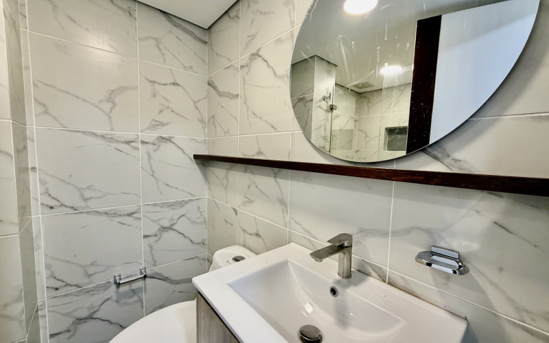 Apartment for Sale in Las Lomas, El Poblado | 143 sqm, 3 Bedrooms & Home Office