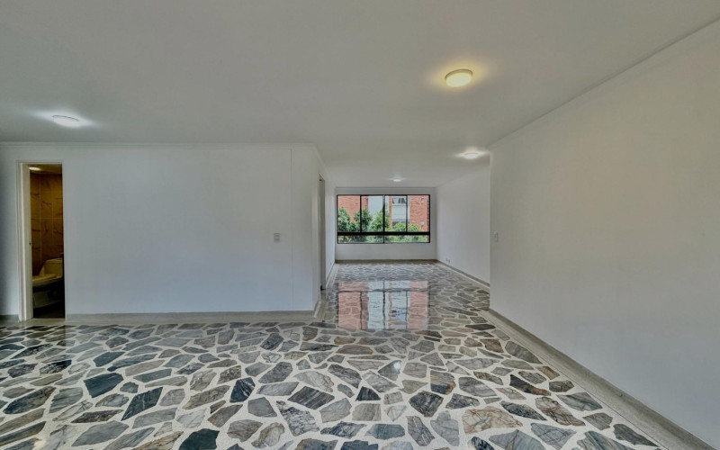 Apartamento en Medellín en Las Lomas Nº 1