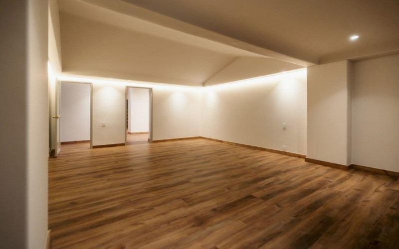 Exclusive Turnkey Estate in El Poblado | Completely Renovated Contemporary Sanctuary with Private Terrace