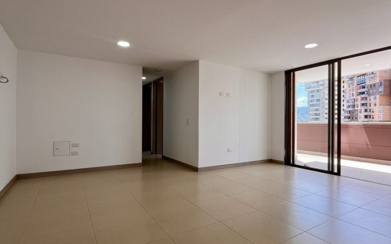 Modern Apartment with Private Terrace for Sale in Sabaneta | Paris Residence 100 m2