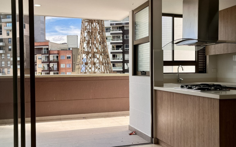 Modern Apartment with Private Terrace for Sale in Sabaneta | Paris Residence 100 m2
