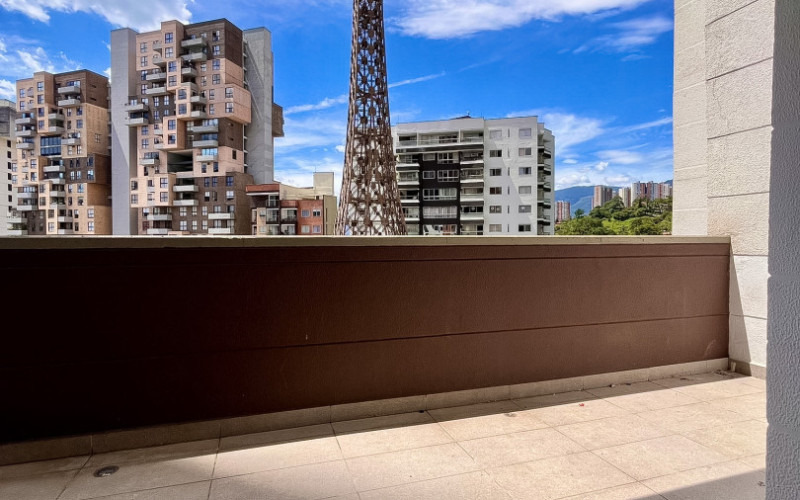 Modern Apartment with Private Terrace for Sale in Sabaneta | Paris Residence 100 m2