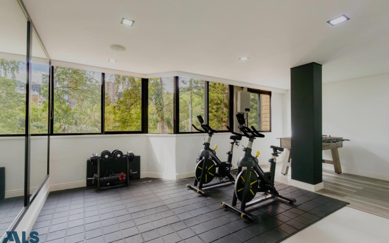 Apartamento en Medellín en Las Lomas Nº 2