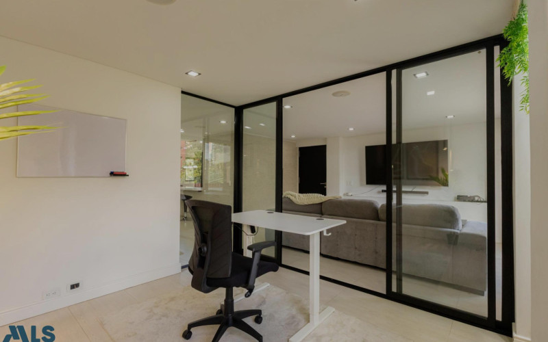 Apartamento en Medellín en Las Lomas Nº 2