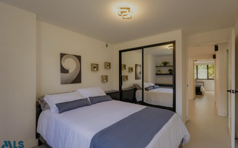Apartamento en Medellín en Las Lomas Nº 2