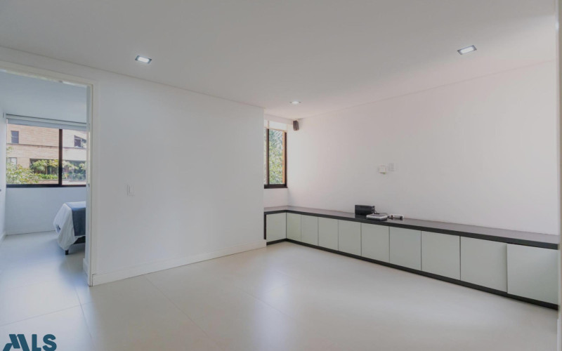 Apartamento en Medellín en Las Lomas Nº 2