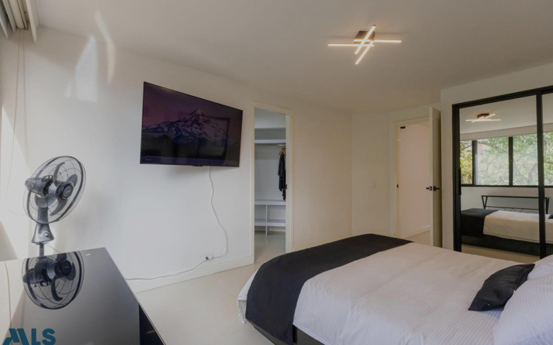 Apartamento en Medellín en Las Lomas Nº 2