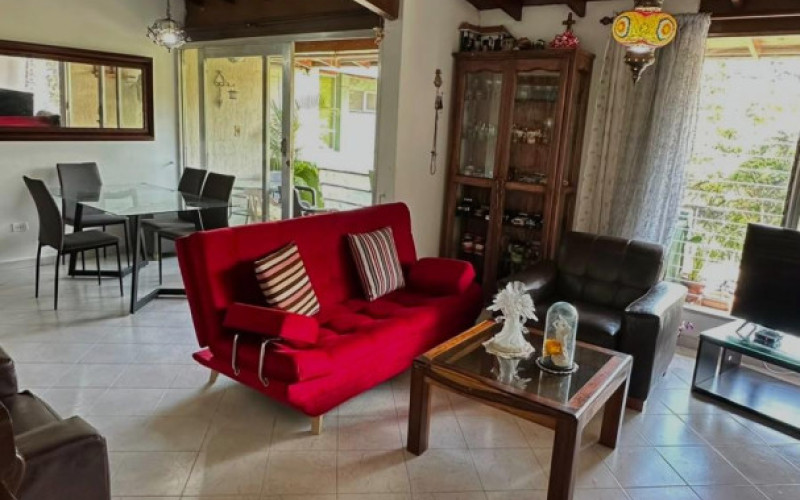 Casa en Medellín en La Floresta