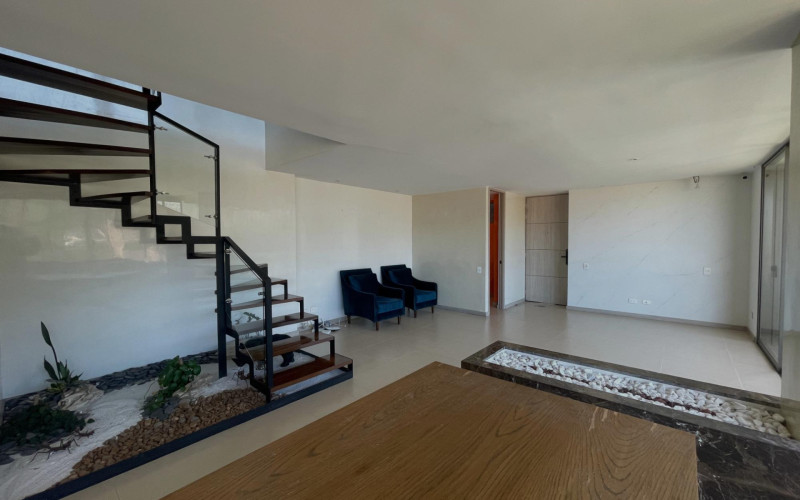 Apartamento en Medellín en Altos del Poblado