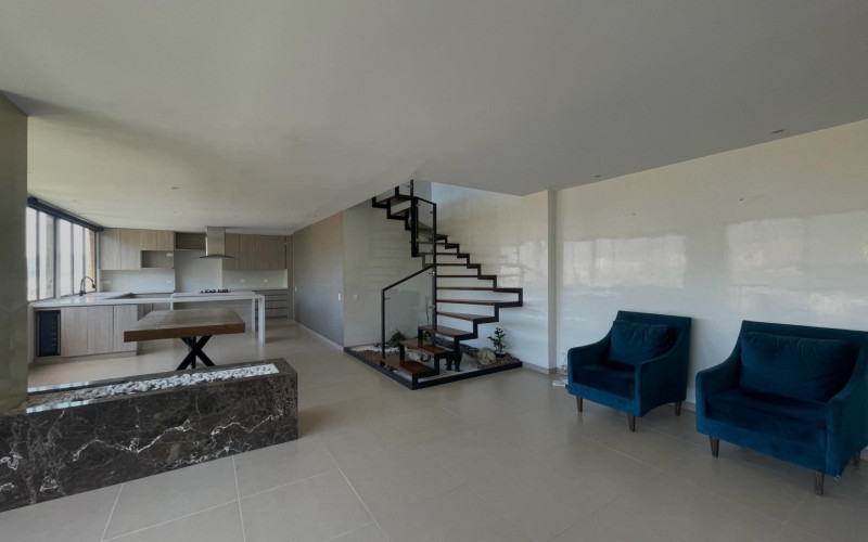 Apartamento en Medellín en Altos del Poblado