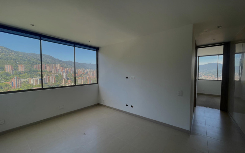 Apartamento en Medellín en Altos del Poblado