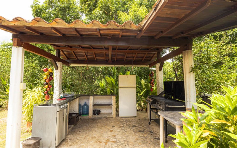 Country Estate for Sale in San Jeronimo Medellin | 3.1 Acre Flat Lot, Vacation Rental 